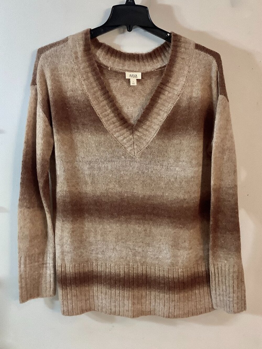 V Neck Oversize Sweater Brown Tones  Large    a.n.a. NWT Free Spirit